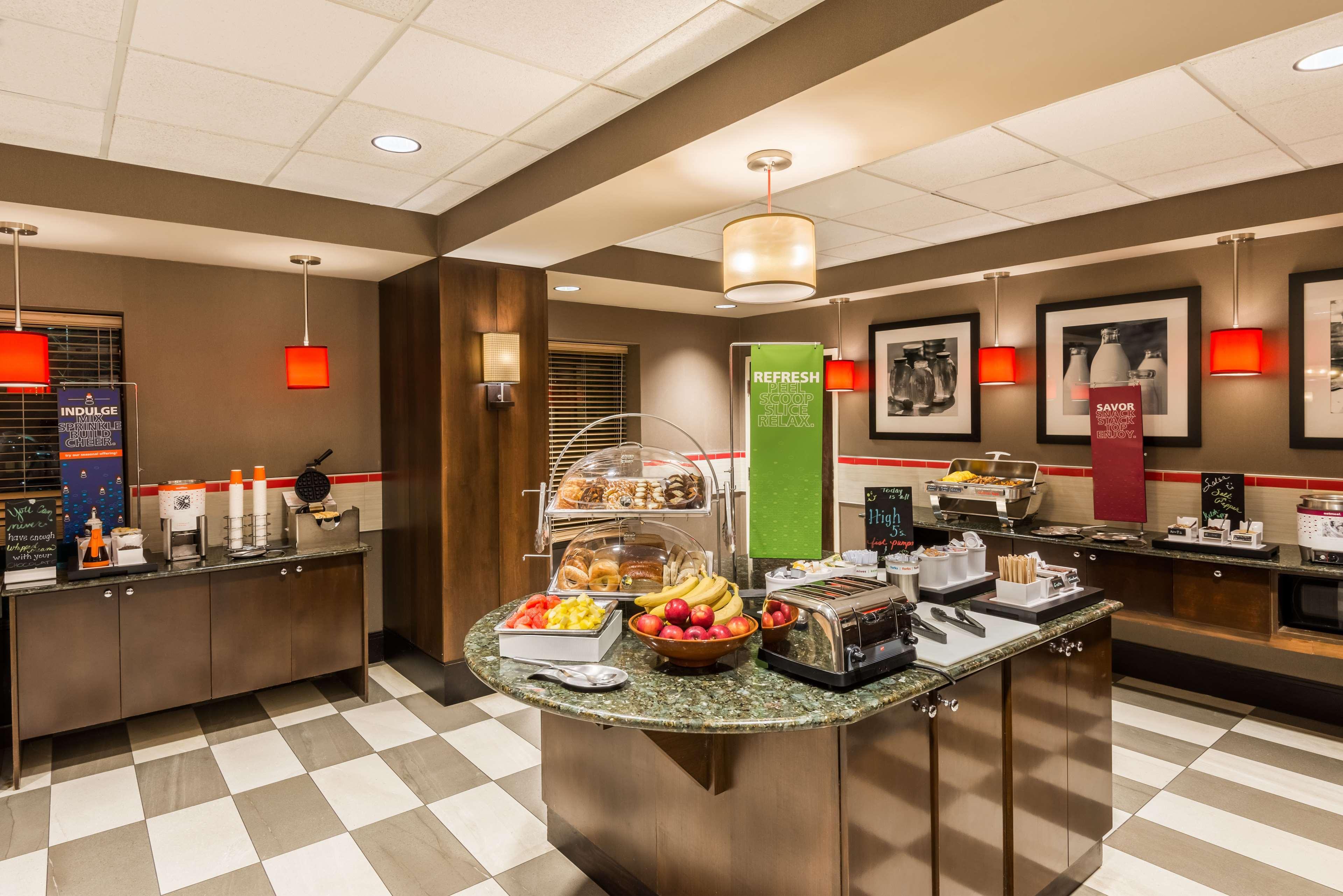 Hampton Inn & Suites Columbus Polaris Exterior foto